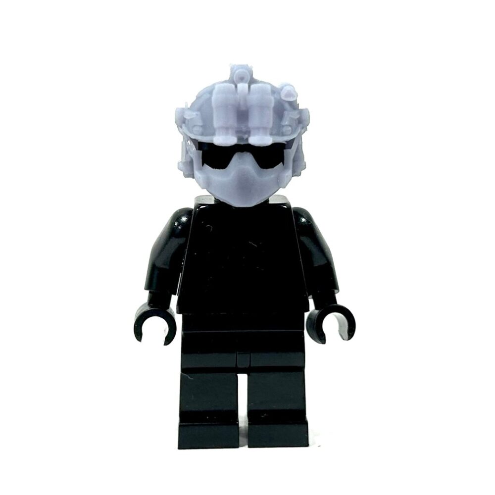 BrickRaidz fast helmet with faceshield for Minifigures