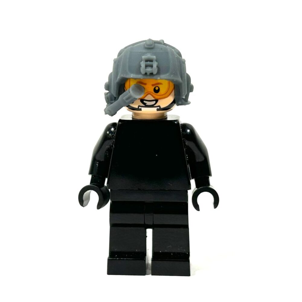 BrickRaidz AH64 Apache pilot helmet v4 for Minifigures