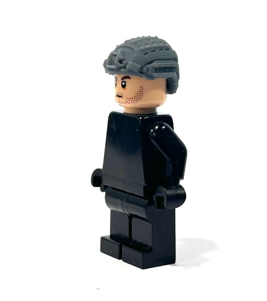 BrickRaidz CP Airframe helmet v1 for Minifigures