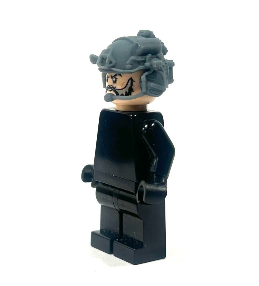 BrickRaidz fast helmet 26 v1 for Minifigures