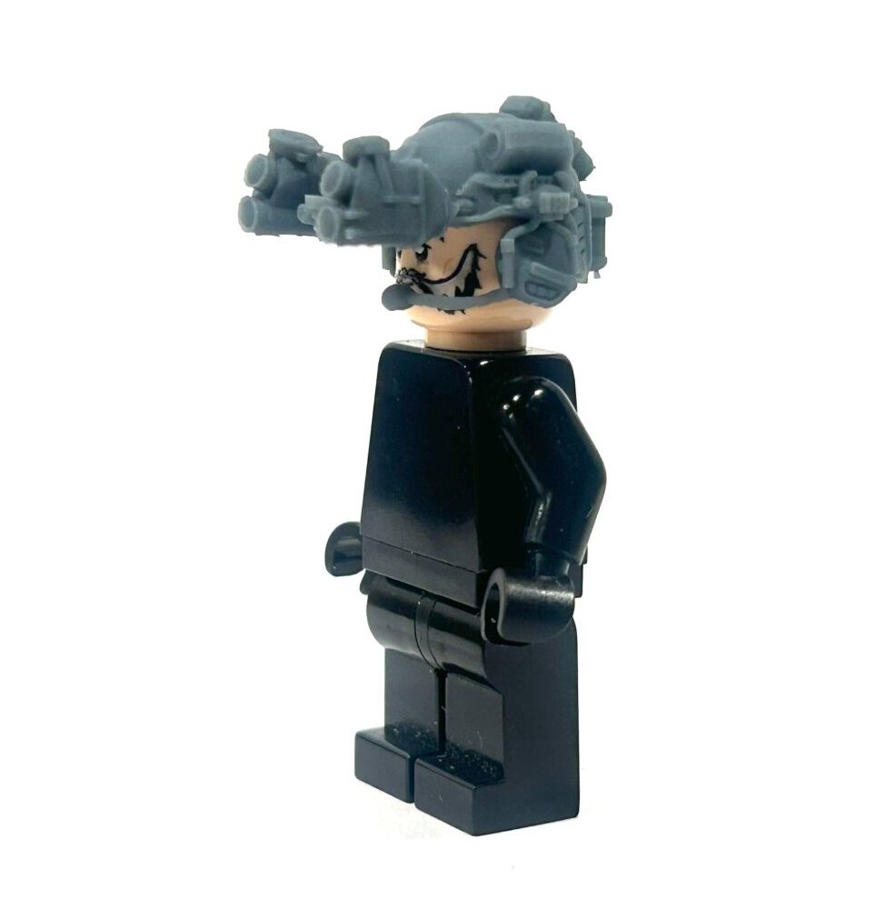 BrickRaidz fast helmet 26 v4 for Minifigures