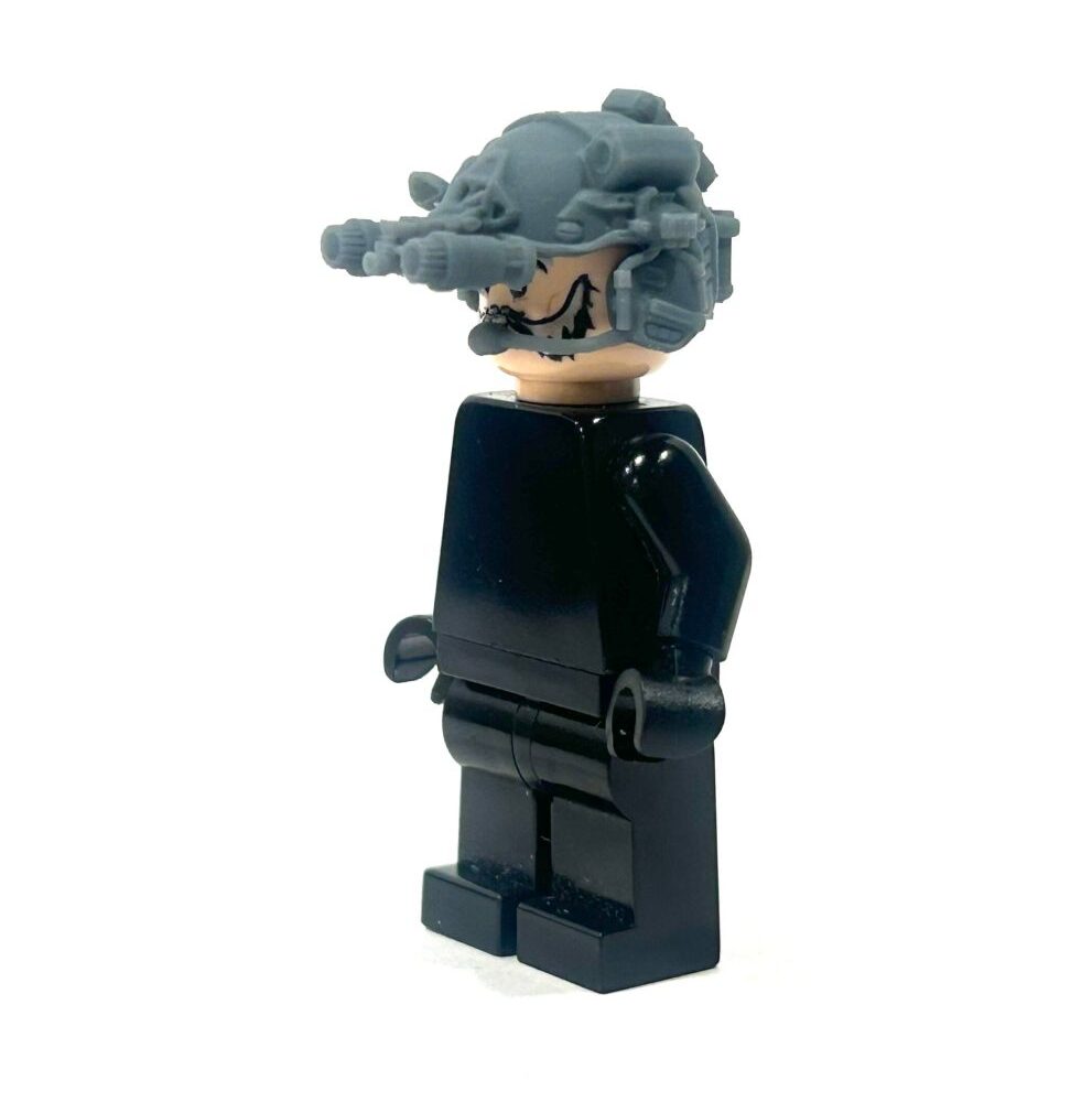 BrickRaidz fast helmet 26 v5 for Minifigures
