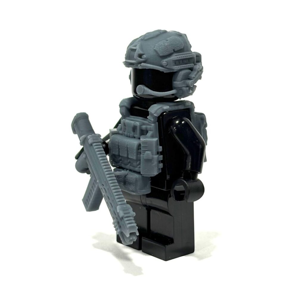 BrickRaidz Combo of the month august helmet vest gun for Minifigures BrickRaidz Combo of the month august helmet vest gun for Minifigures